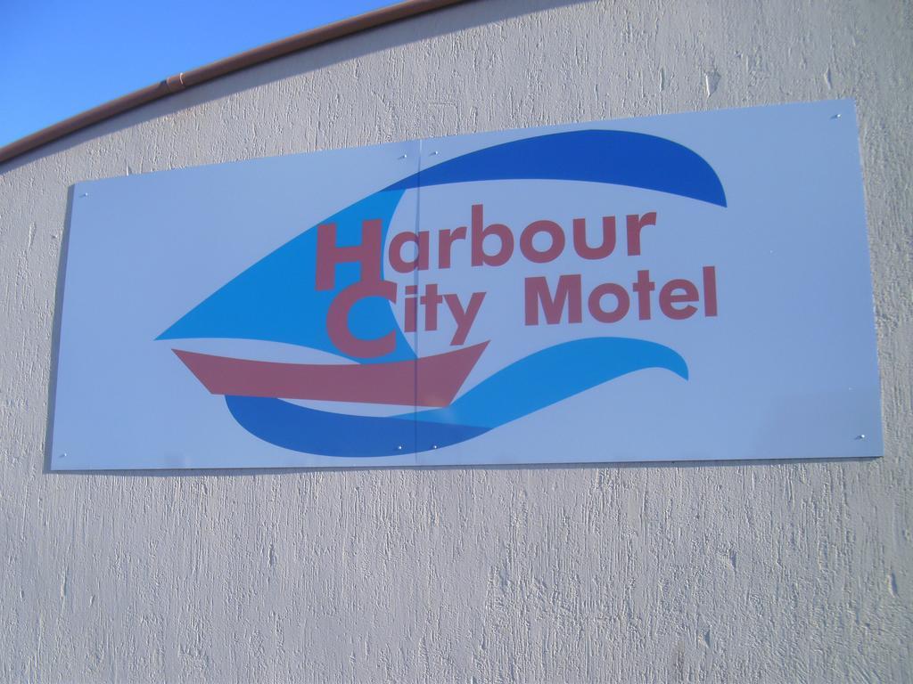 Harbour City Motel Gladstone Buitenkant foto