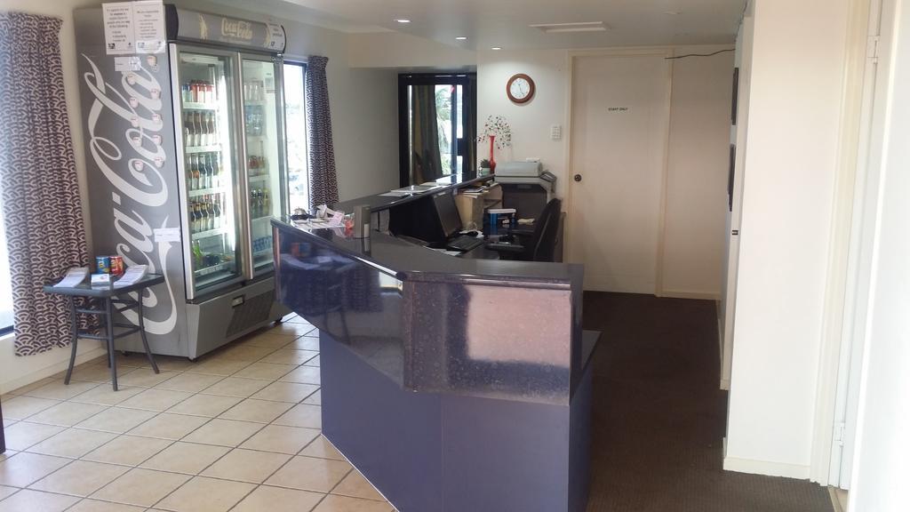 Harbour City Motel Gladstone Buitenkant foto