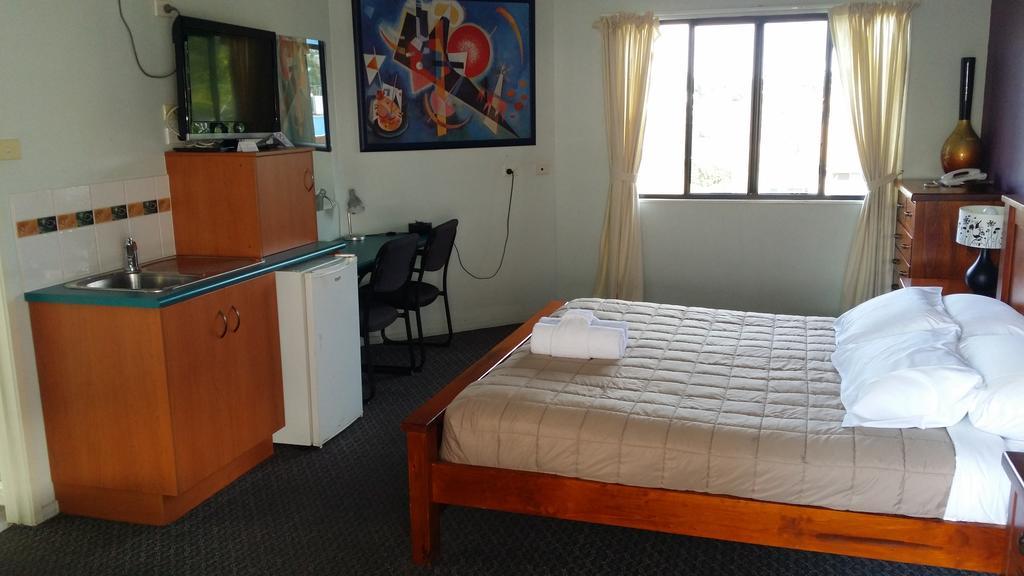 Harbour City Motel Gladstone Buitenkant foto