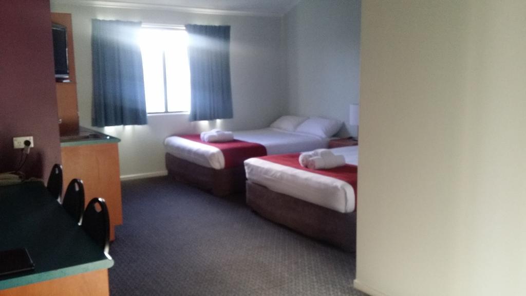 Harbour City Motel Gladstone Buitenkant foto