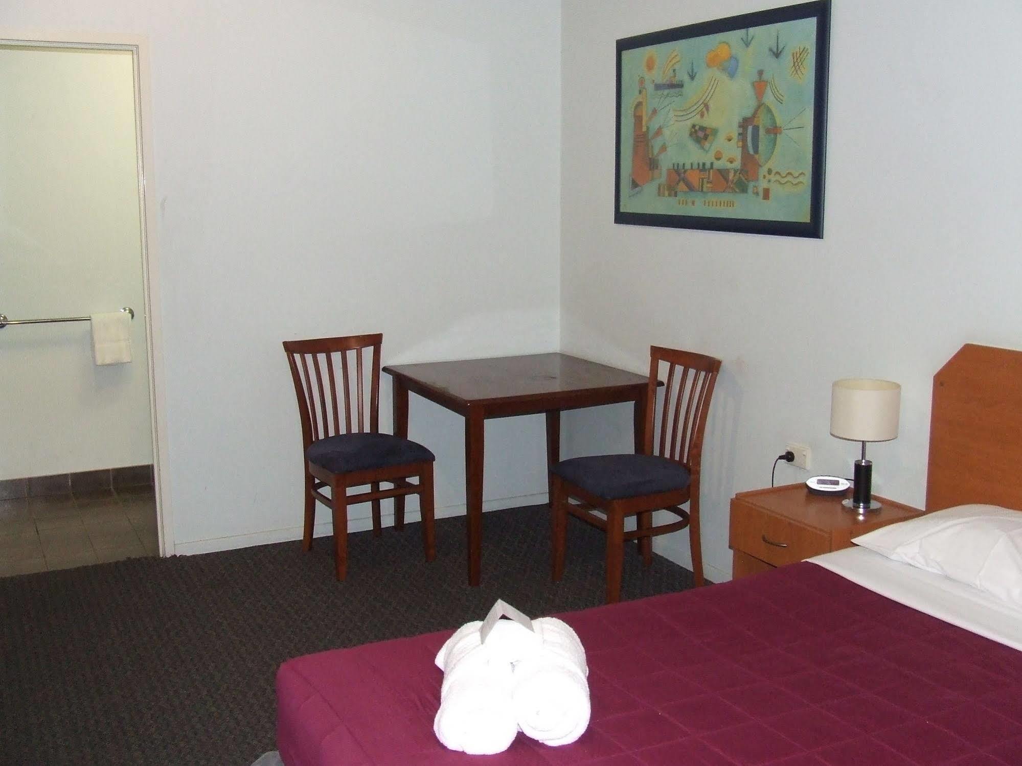 Harbour City Motel Gladstone Buitenkant foto