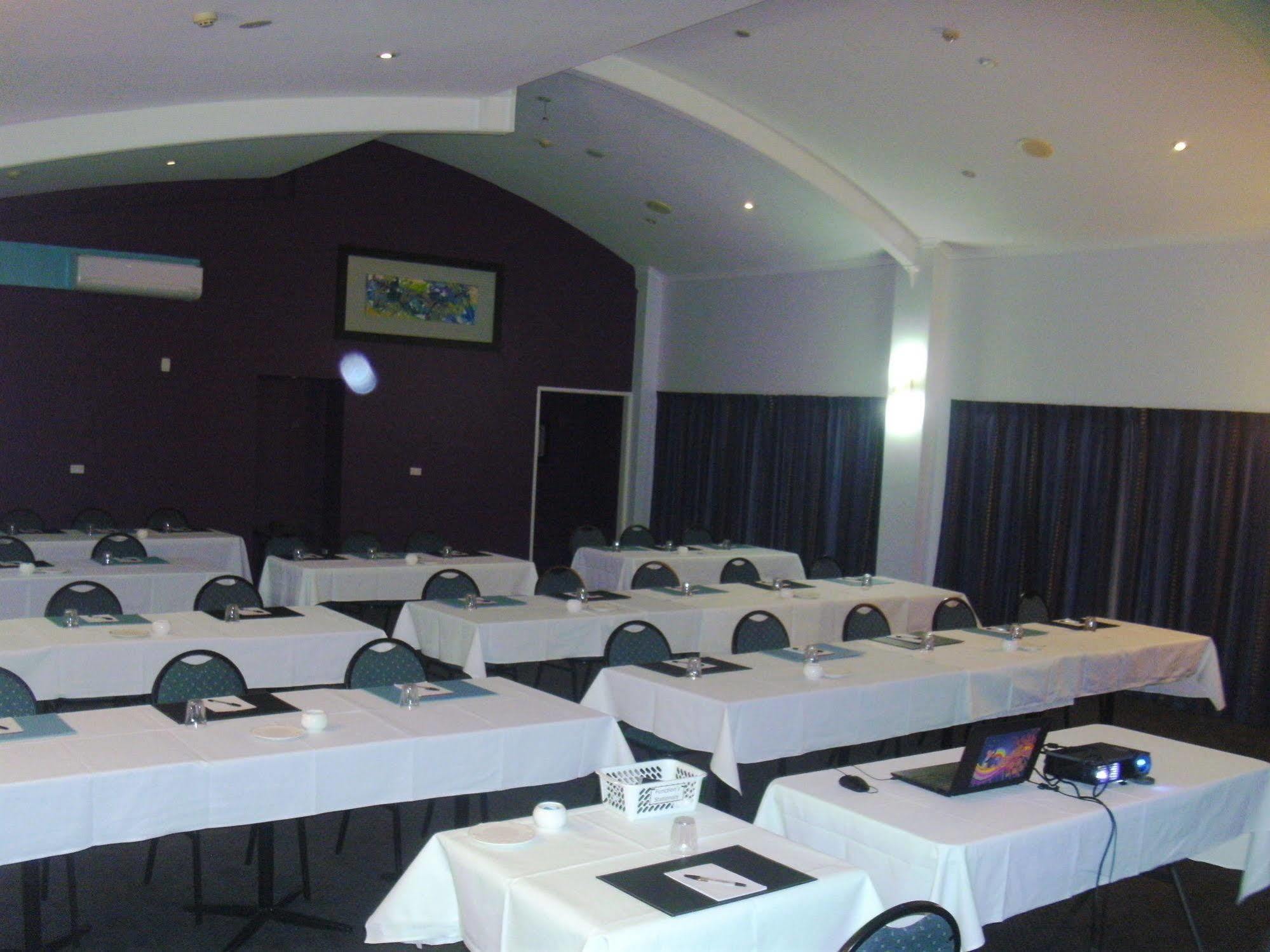Harbour City Motel Gladstone Buitenkant foto