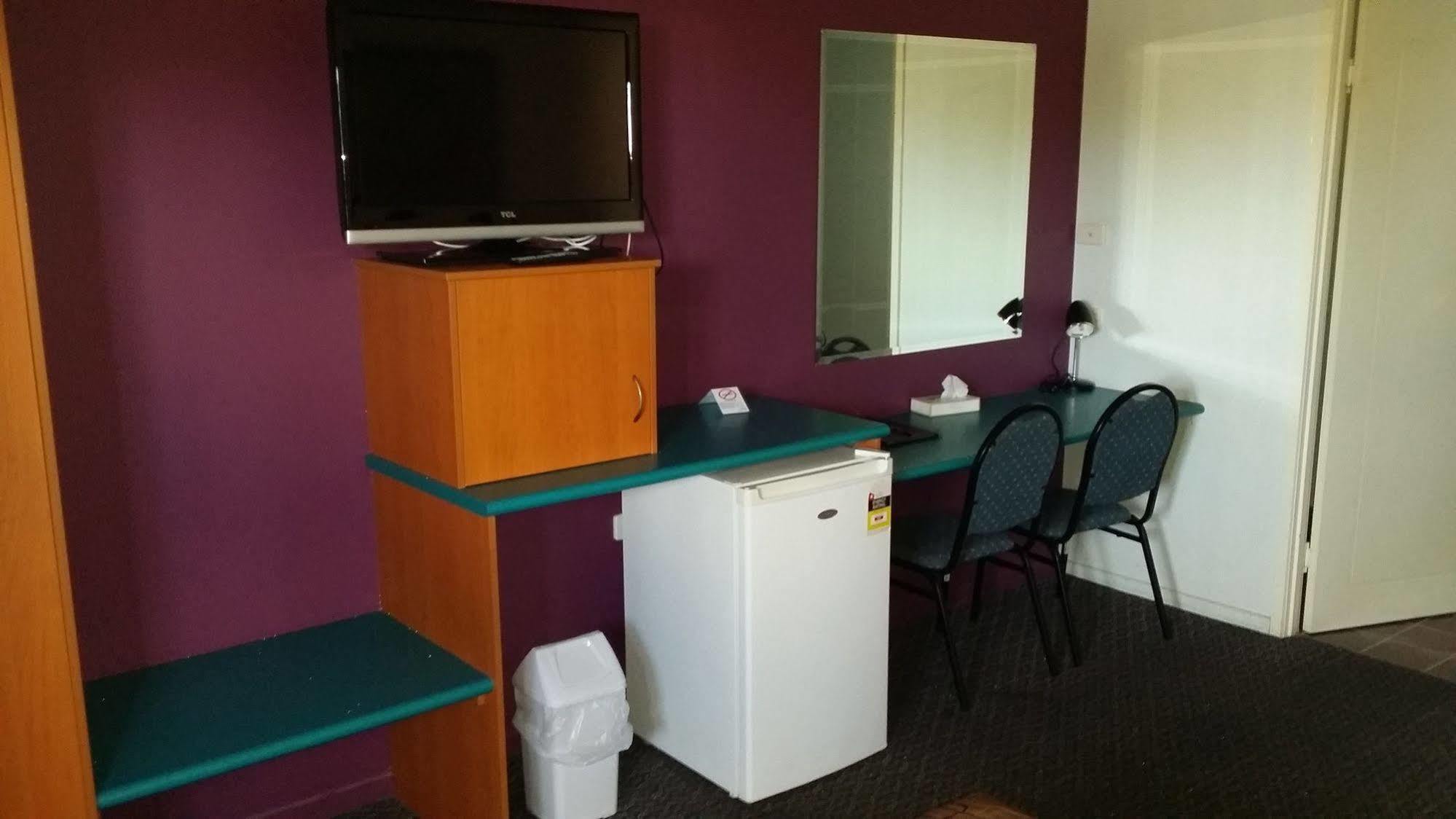 Harbour City Motel Gladstone Buitenkant foto