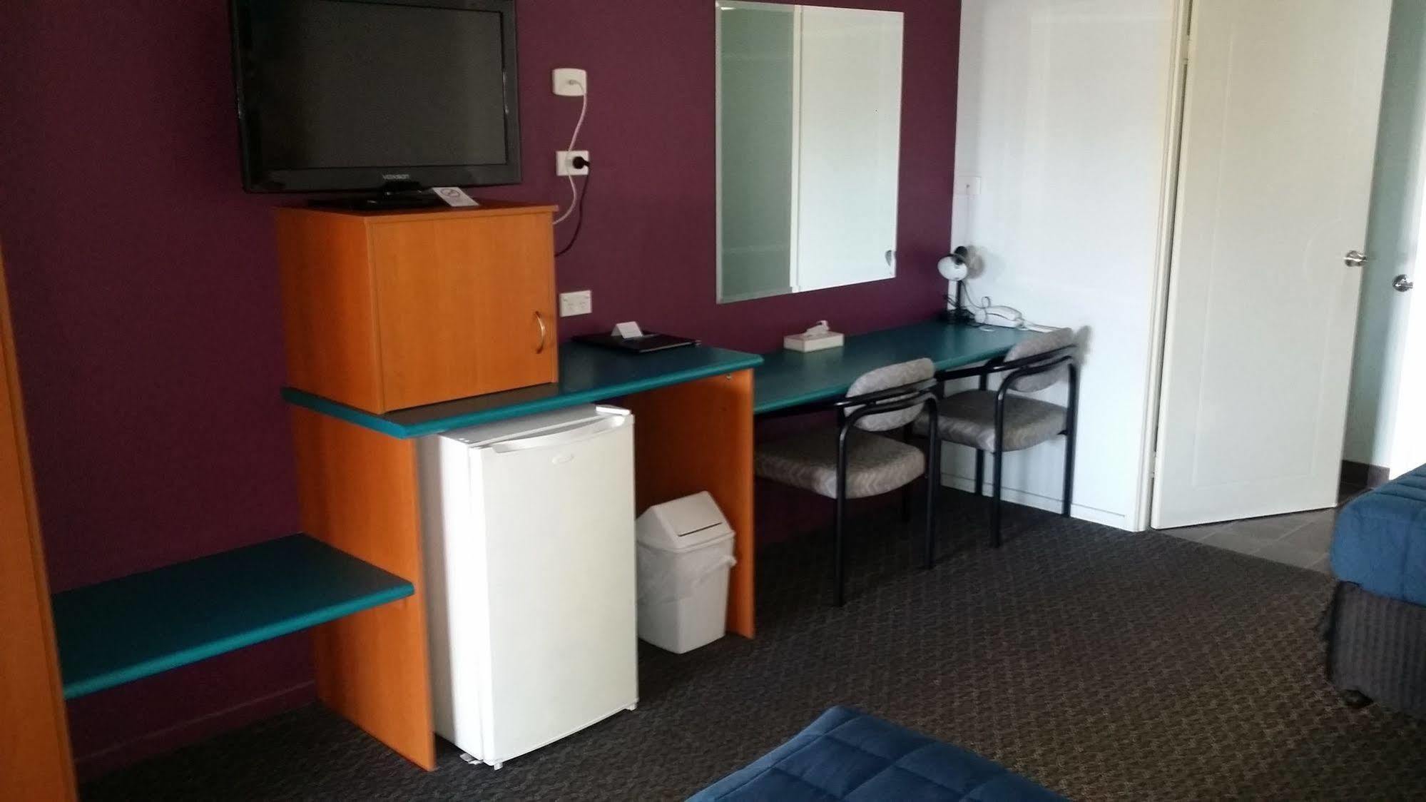Harbour City Motel Gladstone Buitenkant foto